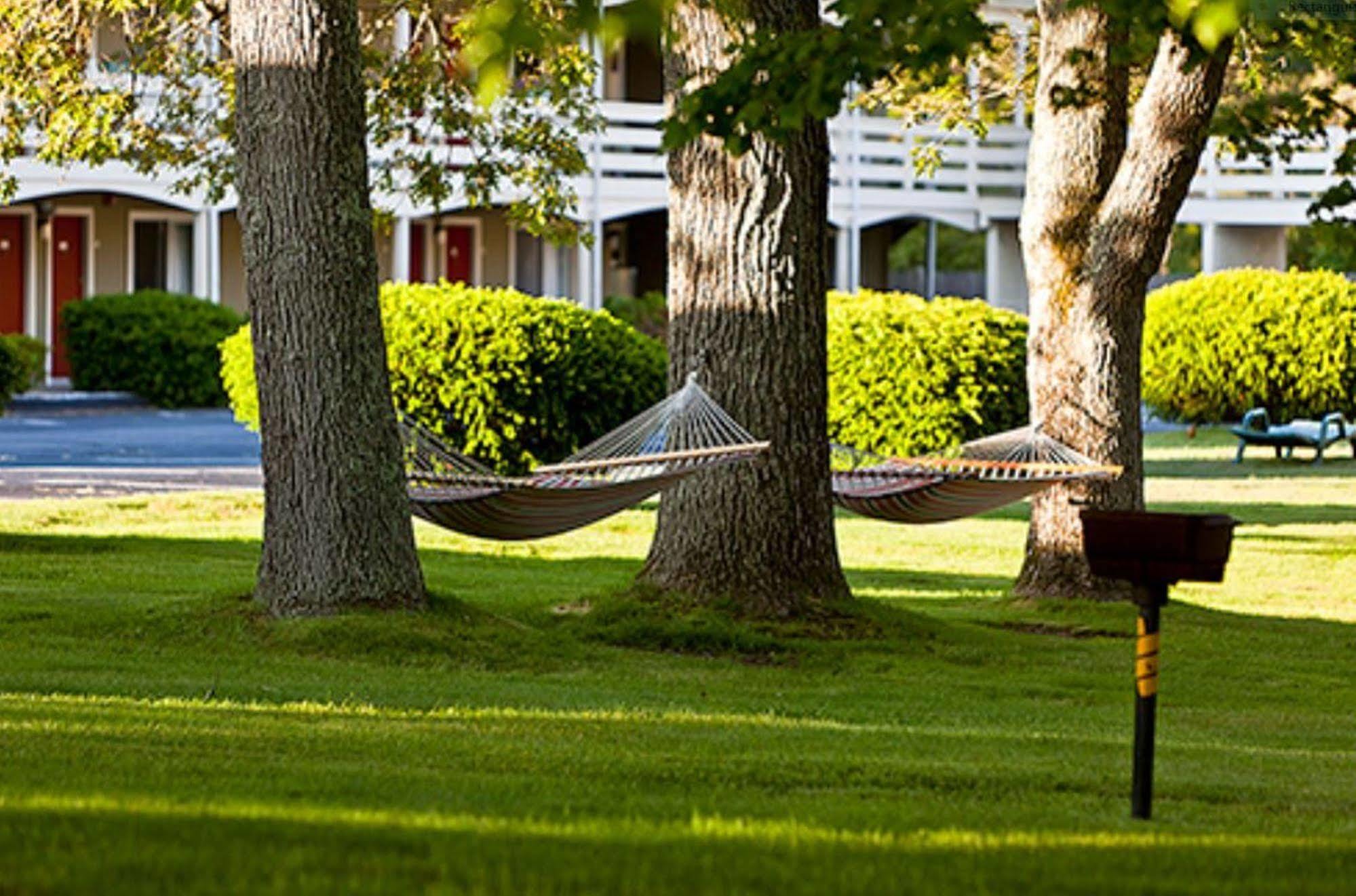Ocean Park Inn Cape Cod Eastham Exterior photo